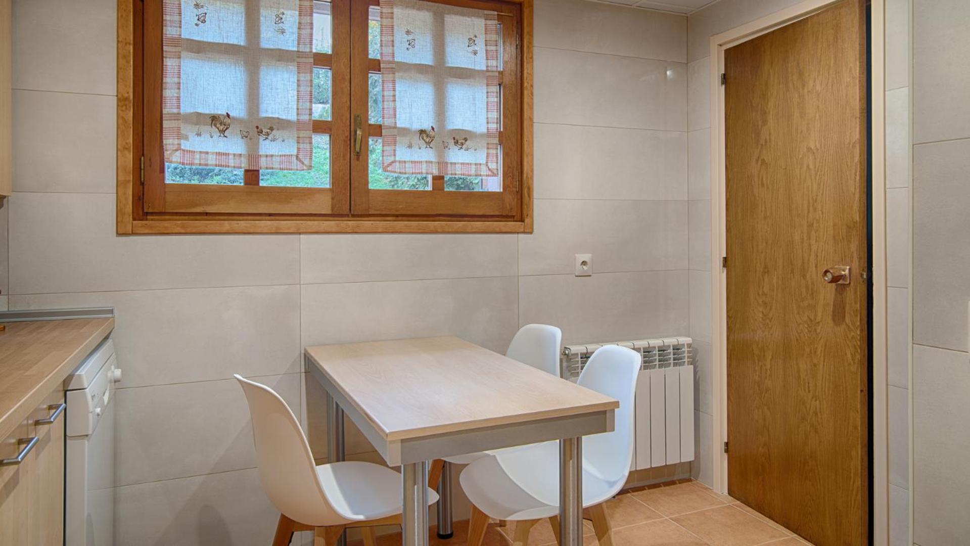 Saplan Real Estate Pensaueth Villa Salardú Kültér fotó