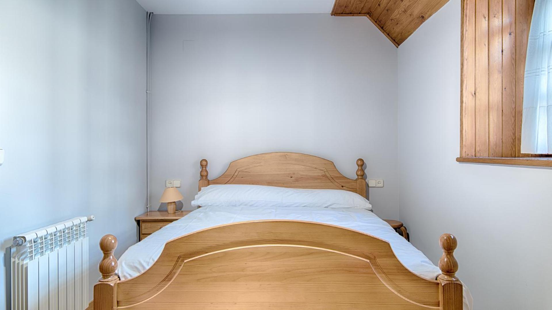 Saplan Real Estate Pensaueth Villa Salardú Kültér fotó